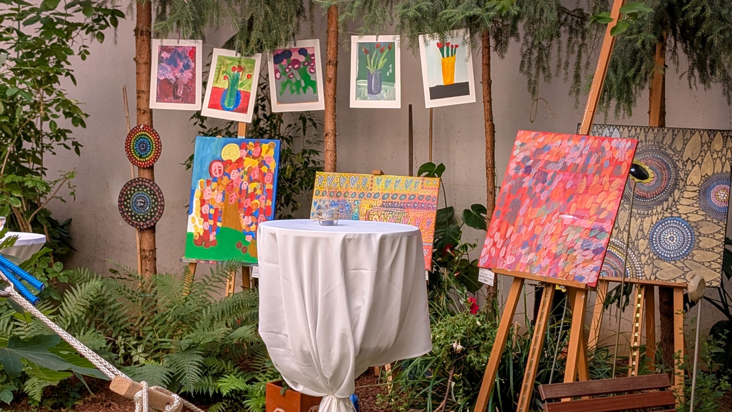 „Klein Montmartre in Währing“ – Ein Rückblick auf eine gelungene Hofvernissage